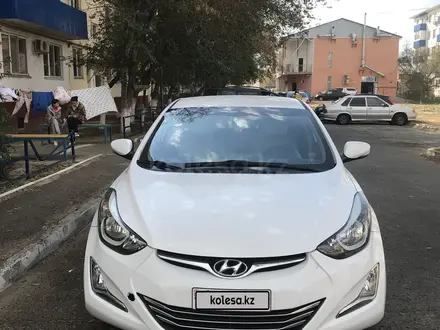 Hyundai Elantra 2014 года за 3 600 000 тг. в Атырау – фото 2