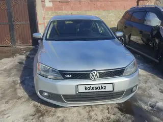 Volkswagen Jetta, 2010