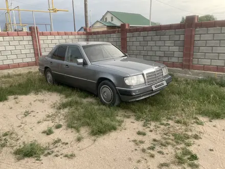 Mercedes-Benz E 230 1991 года за 1 100 000 тг. в Алматы – фото 2