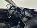 Toyota Camry 2021 года за 12 990 000 тг. в Алматы – фото 13