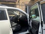 Toyota Land Cruiser Prado 2013 года за 15 500 000 тг. в Астана – фото 2