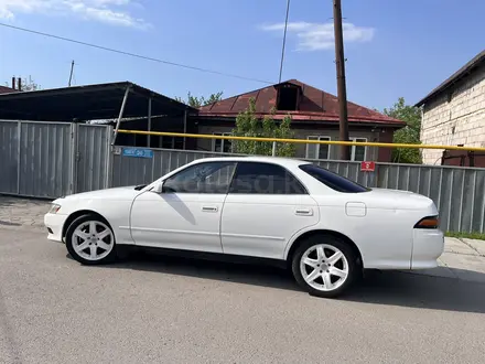 Toyota Mark II 1994 года за 2 300 000 тг. в Алматы – фото 2