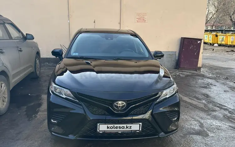 Toyota Camry 2019 года за 15 000 000 тг. в Астана