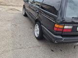 Volkswagen Passat 1991 годаүшін1 300 000 тг. в Есик – фото 4