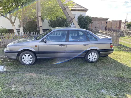 Volkswagen Passat 1993 года за 1 500 000 тг. в Кокшетау – фото 7