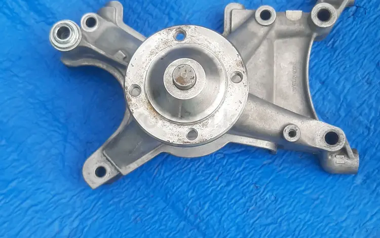 Кронштейн термомуфты 2UZ-FE TAYOTA 4.7 за 30 000 тг. в Алматы