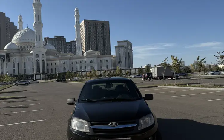 ВАЗ (Lada) Granta 2190 2014 годаүшін1 900 000 тг. в Астана