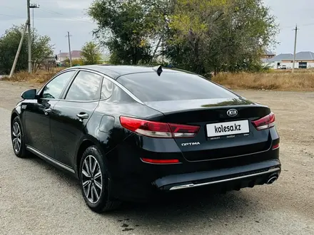 Kia Optima 2018 года за 6 250 000 тг. в Уральск – фото 5