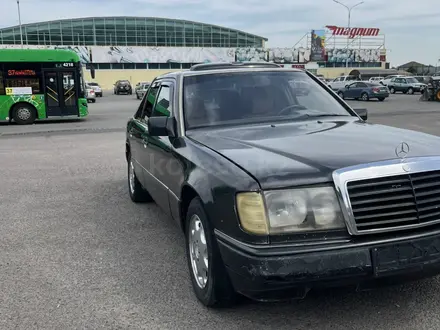 Mercedes-Benz E 230 1991 года за 1 100 000 тг. в Алматы – фото 2