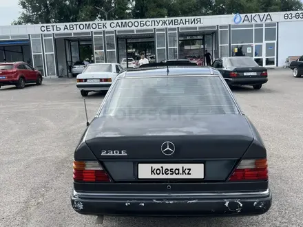 Mercedes-Benz E 230 1991 года за 1 100 000 тг. в Алматы – фото 7