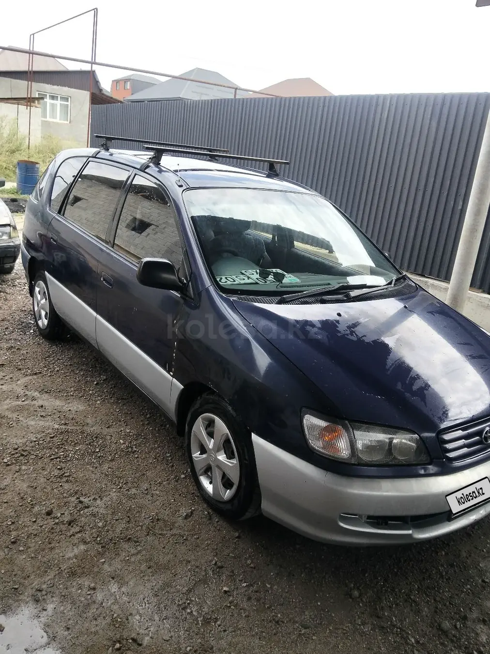 Toyota Ipsum, 1997