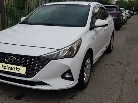 Hyundai Accent 2021 года за 5 700 000 тг. в Астана