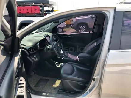 Chevrolet Spark 2019 года за 5 300 000 тг. в Шымкент – фото 6