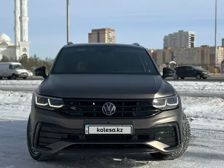 Volkswagen Tiguan 2021 года за 20 000 000 тг. в Астана – фото 3