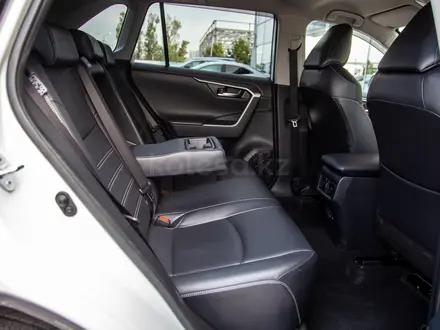 Toyota RAV4 Prestige 2021 года за 15 900 000 тг. в Алматы – фото 16