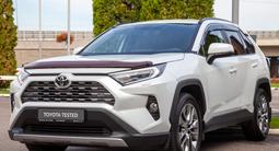 Toyota RAV4 Prestige 2021 года за 15 900 000 тг. в Алматы – фото 2