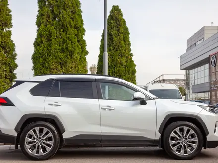 Toyota RAV4 Prestige 2021 года за 15 900 000 тг. в Алматы – фото 8