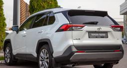 Toyota RAV4 Prestige 2021 года за 15 900 000 тг. в Алматы – фото 3