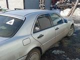 Mercedes-Benz C 180 1993 года за 1 300 000 тг. в Есиль – фото 2