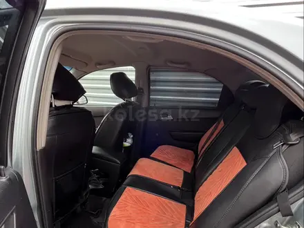 Chevrolet Aveo 2012 года за 2 500 000 тг. в Астана – фото 8