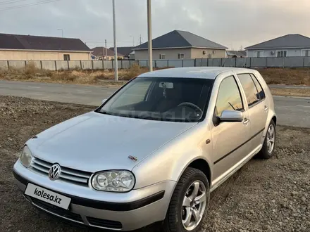 Volkswagen Golf 2002 года за 1 700 000 тг. в Атырау – фото 3