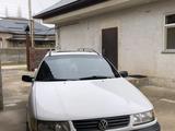 Volkswagen Passat 1994 года за 1 800 000 тг. в Шымкент – фото 2