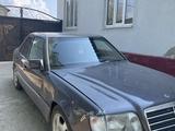 Mercedes-Benz E 220 1995 годаfor1 300 000 тг. в Шымкент