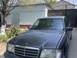 Mercedes-Benz E 220 1995 годаfor1 300 000 тг. в Шымкент – фото 2