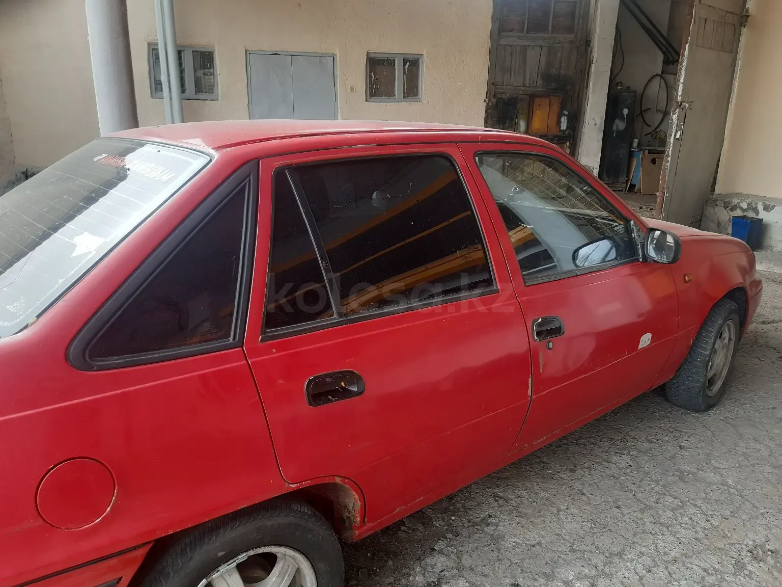 Daewoo Nexia, 2001