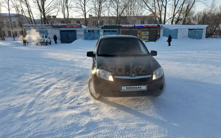 ВАЗ (Lada) Granta 2190 2013 годаүшін2 300 000 тг. в Астана