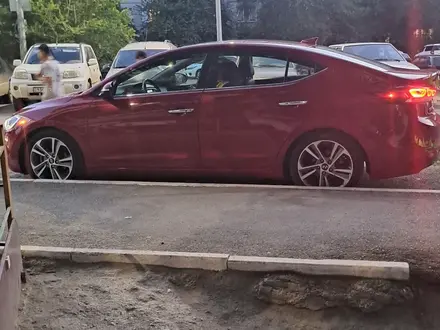 Hyundai Elantra 2016 года за 5 500 000 тг. в Актобе – фото 4