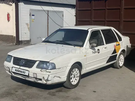 Volkswagen Santana 2007 года за 800 000 тг. в Тараз