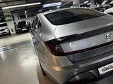 Hyundai Sonata 2019 года за 12 000 000 тг. в Астана – фото 2