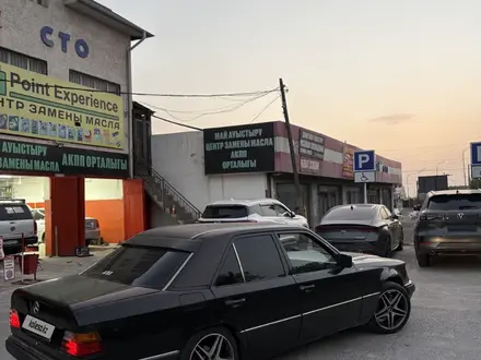 Mercedes-Benz E 230 1992 года за 1 450 000 тг. в Шымкент – фото 2