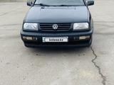 Volkswagen Vento 1996 года за 2 250 000 тг. в Алматы – фото 2