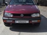 Volkswagen Golf 1995 годаүшін1 400 000 тг. в Алматы