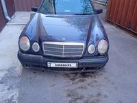 Mercedes-Benz E 200 1995 года за 1 300 000 тг. в Караганда