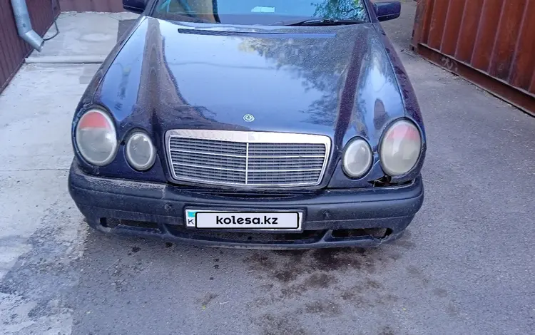 Mercedes-Benz E 200 1995 года за 1 300 000 тг. в Караганда