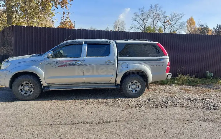 Toyota Hilux 2010 года за 10 000 000 тг. в Усть-Каменогорск