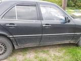 Mercedes-Benz C 200 1993 года за 800 000 тг. в Аксу – фото 3