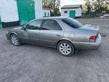 Toyota Camry 2000 годаүшін4 000 000 тг. в Акжар – фото 3