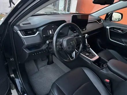 Toyota RAV4 2023 года за 15 950 000 тг. в Кокшетау – фото 21