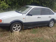 Volkswagen Passat, 1992