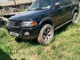 Mitsubishi Montero Sport 2000 года за 5 300 000 тг. в Семей – фото 2
