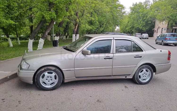 Mercedes-Benz C 200 1995 года за 2 100 000 тг. в Караганда