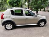 Renault Sandero Stepway 2014 годаүшін3 900 000 тг. в Алматы – фото 4