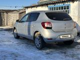 Renault Sandero 2015 года за 2 250 000 тг. в Костанай – фото 2