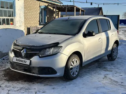 Renault Sandero 2015 года за 2 250 000 тг. в Костанай