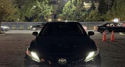 Toyota Camry 2018 года за 13 000 000 тг. в Алматы – фото 3