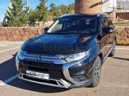 Mitsubishi Outlander 2019 года за 11 000 000 тг. в Астана – фото 4